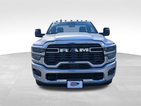 New 2026 RAM 3500 Tradesman AWD/4WD image 8