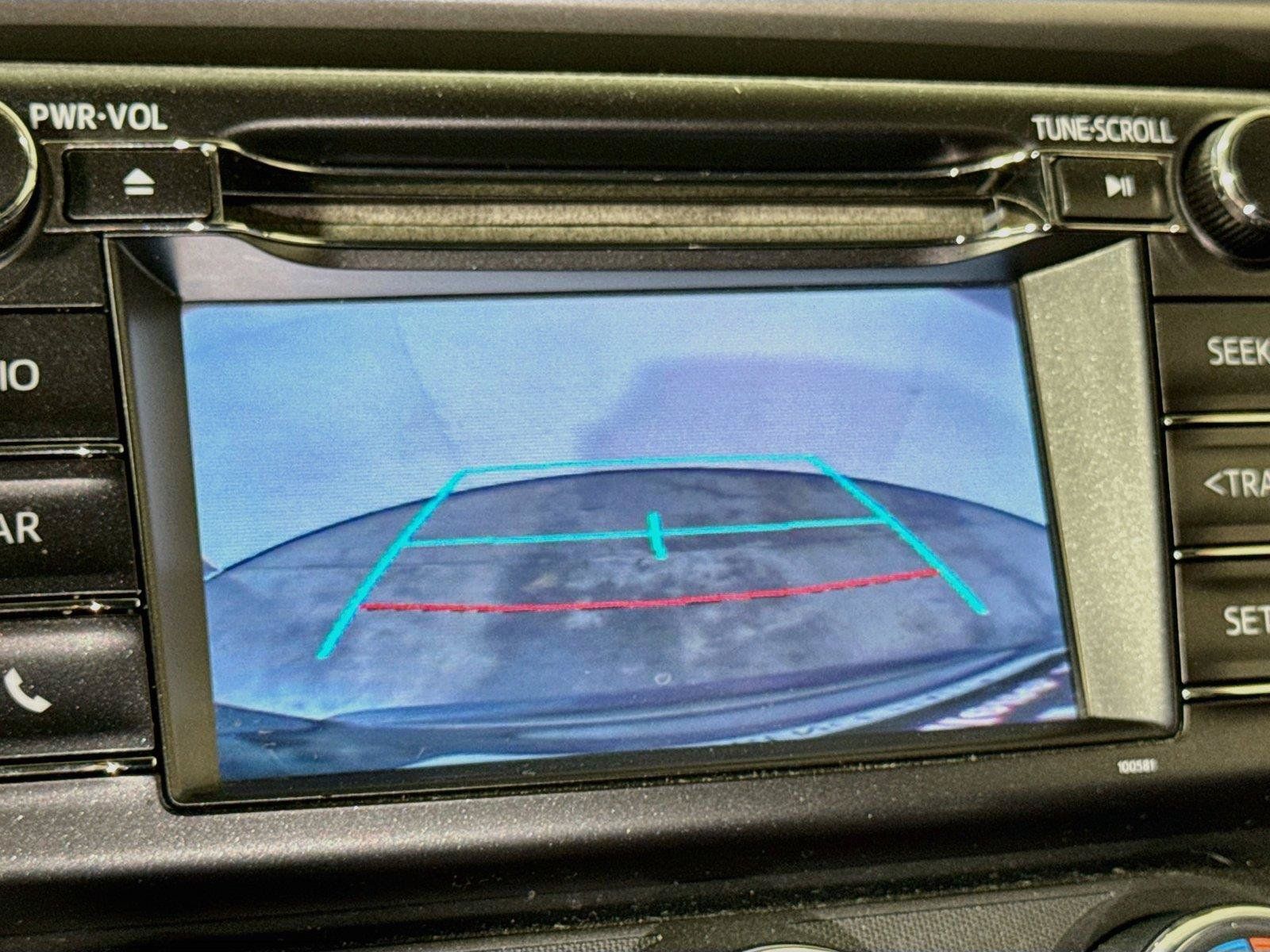 Used 2017 Toyota RAV4 LE w/ Carpet Mat Package AWD/4WD image 11