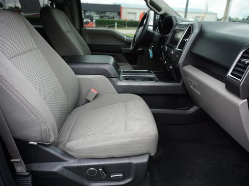 Used 2015 Ford F150 XLT w/ Equipment Group 302A Luxury AWD/4WD image 33
