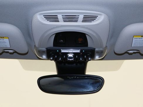 Used 2023 MINI Cooper 2-Door Hardtop w/ Signature Upholstery Package image 24