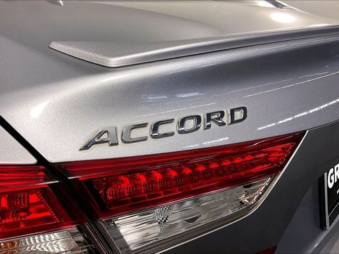 Used 2020 Honda Accord Sport image 30