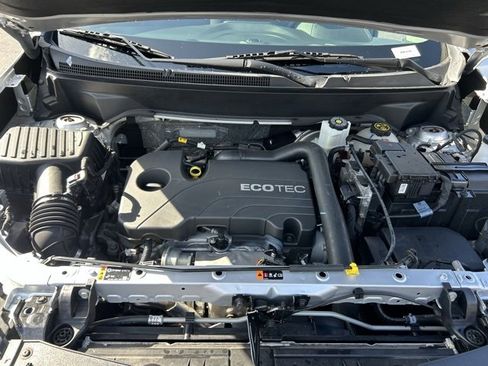Used 2022 Chevrolet Equinox LT image 11