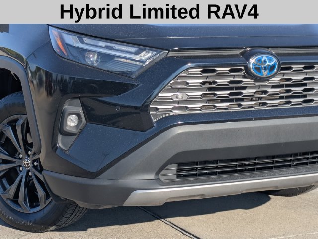 Used 2023 Toyota RAV4 Limited AWD/4WD image 3