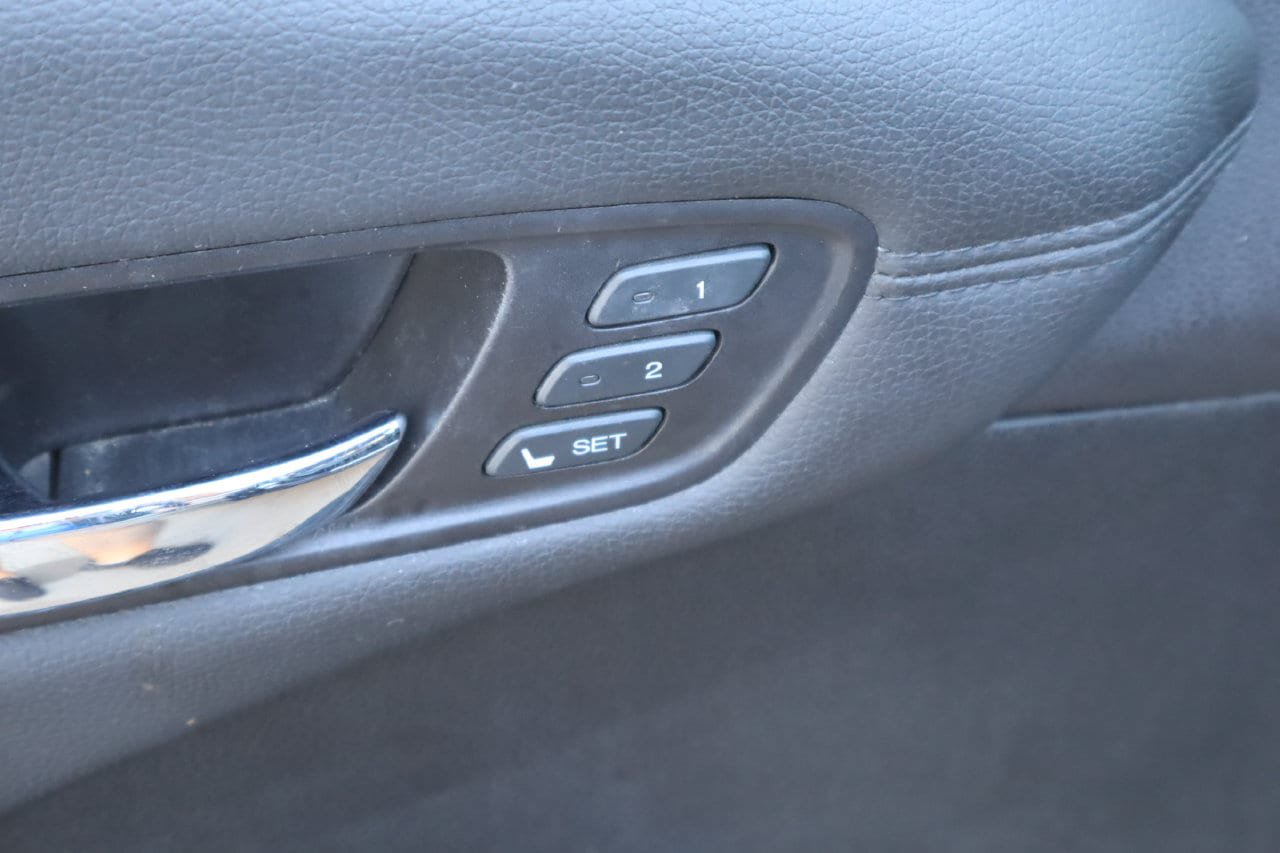 Used 2017 Acura RDX w/ Technology Package FWD image 22