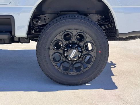 New 2026 Ford F250 4x4 Crew Cab Super Duty image 14