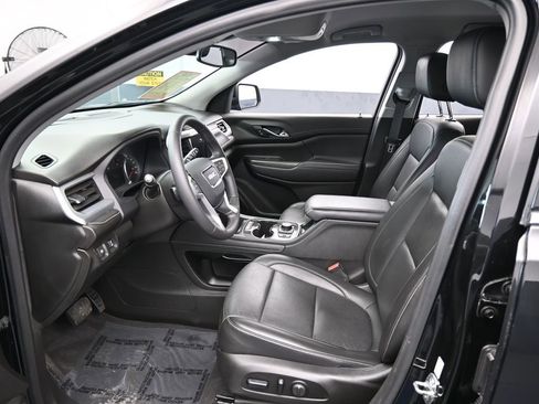 Used 2021 GMC Acadia SLT image 11