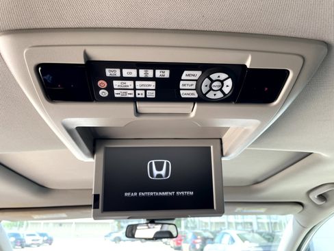 Used 2014 Honda Odyssey EX-L image 11