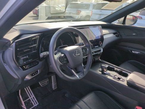 Used 2024 Lexus RX 500h F Sport image 14