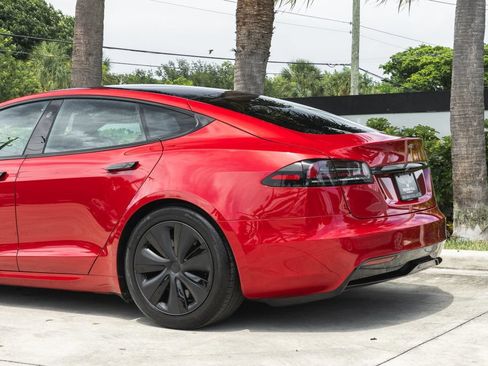 Used 2022 Tesla Model S AWD/4WD image 5