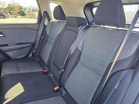 Used 2022 Nissan Rogue SV image 13