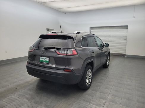 Used 2021 Jeep Cherokee Latitude Plus AWD/4WD image 9
