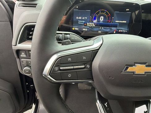 New 2026 Chevrolet Suburban Premier image 22