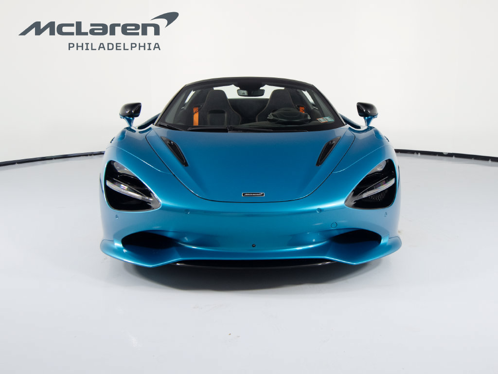 Used 2024 McLaren 750S Spider RWD image 3