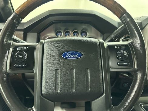 Used 2016 Ford F250 Platinum AWD/4WD image 33