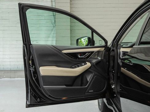 Used 2021 Subaru Outback Limited image 25