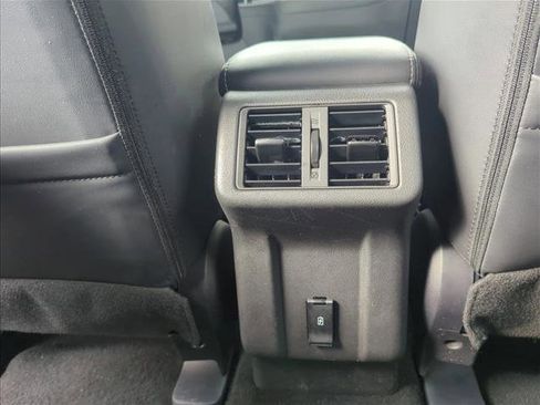 Used 2020 Mitsubishi Outlander SEL image 20