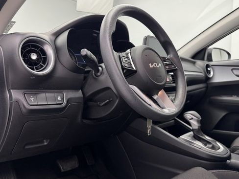 Used 2023 Kia Forte LXS image 16