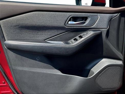 Certified 2023 Nissan Rogue SV AWD/4WD image 22