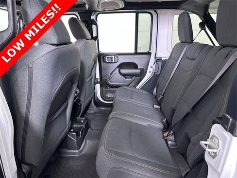 Used 2024 Jeep Wrangler Sport S image 26