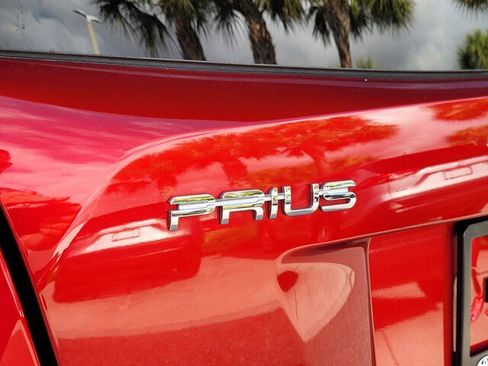 Used 2016 Toyota Prius Two image 28
