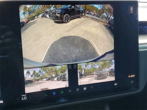 Used 2023 Tesla Model X image 25