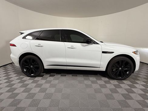 New 2026 Jaguar F-PACE R-Dynamic S image 8