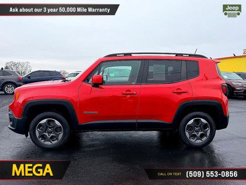 Used 2016 Jeep Renegade Latitude image 7