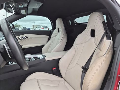 Used 2024 BMW Z4 sDrive30i w/ Premium Package image 17