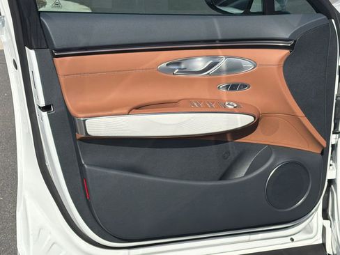 New 2026 Genesis GV70 2.5T Advanced image 10