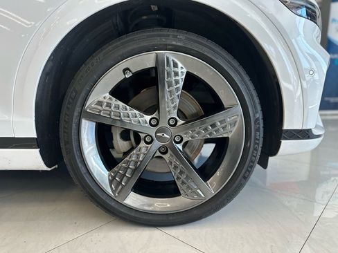 Used 2022 Genesis GV70 2.5T w/ Sport Prestige Package image 45