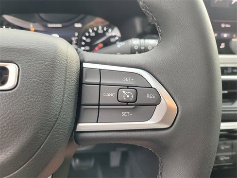 New 2026 Jeep Compass Latitude image 31