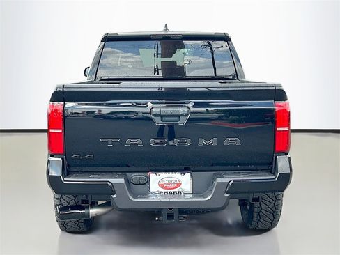 New 2025 Toyota Tacoma SR5 image 5