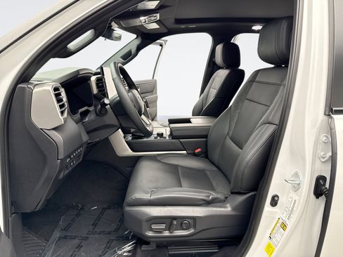 Used 2025 Toyota Sequoia Limited w/ Tow Technology Package image 11