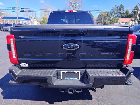 Used 2025 Ford F350 Lariat w/ Lariat Ultimate Package AWD/4WD image 5