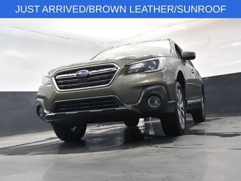 Used 2019 Subaru Outback 3.6R Touring w/ Popular Package #3A image 23