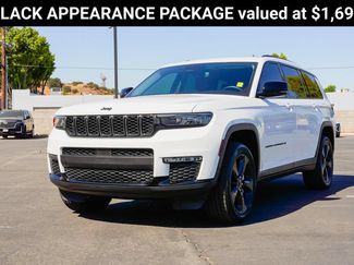 Used 2022 Jeep Grand Cherokee L Limited w/ Black Appearance Package RWD video 2