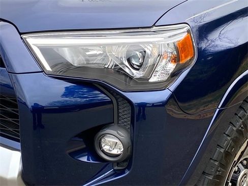 Used 2023 Toyota 4Runner TRD Off-Road Premium image 5