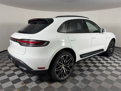 Certified 2026 Porsche Macan image 7