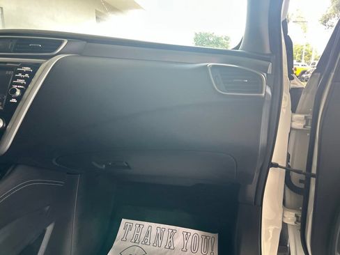 Used 2019 Nissan Murano SV FWD image 25