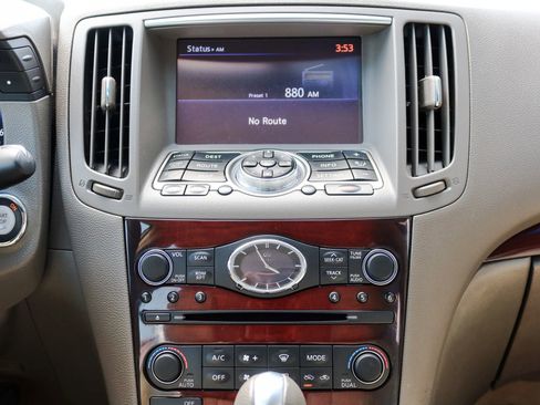 Used 2013 INFINITI G37 x Sedan w/ Premium Pkg AWD/4WD image 18