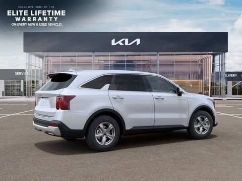 New 2026 Kia Sorento LX FWD image 7