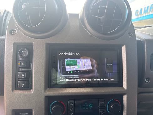 Used 2003 HUMMER H2 w/ Preferred Equipment Group AWD/4WD image 22
