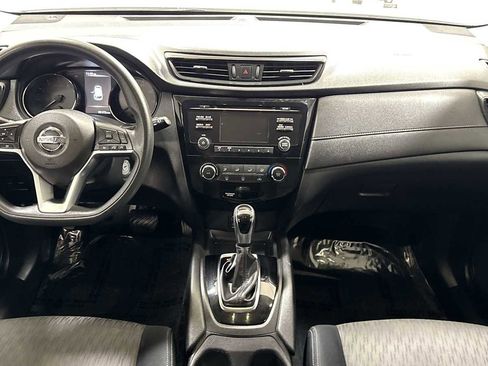 Used 2017 Nissan Rogue S image 25