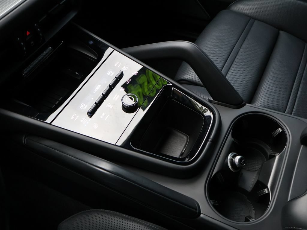 Certified 2024 Porsche Cayenne S AWD/4WD image 26