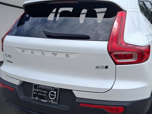 Certified 2026 Volvo XC40 B5 Plus AWD/4WD image 30