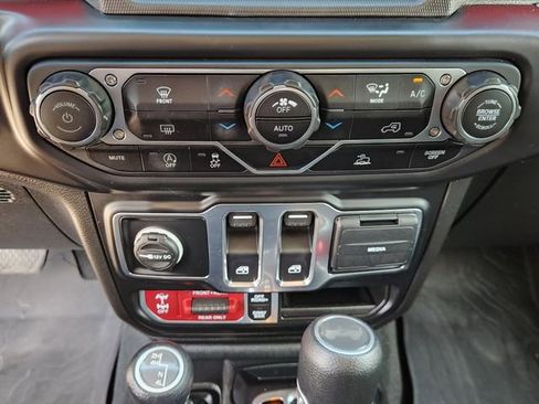 Used 2022 Jeep Wrangler Rubicon image 18