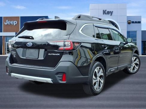 Used 2022 Subaru Outback Limited AWD/4WD image 5