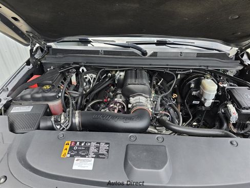 Used 2019 Cadillac Escalade Premium Luxury RWD image 43