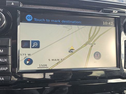 Used 2017 Nissan Titan Platinum Reserve image 15