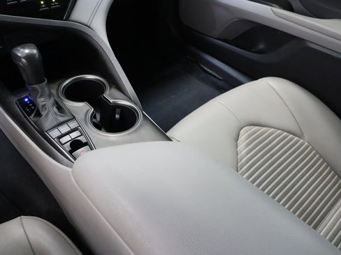 Certified 2024 Toyota Camry SE w/ Audio Upgrade Package image 17